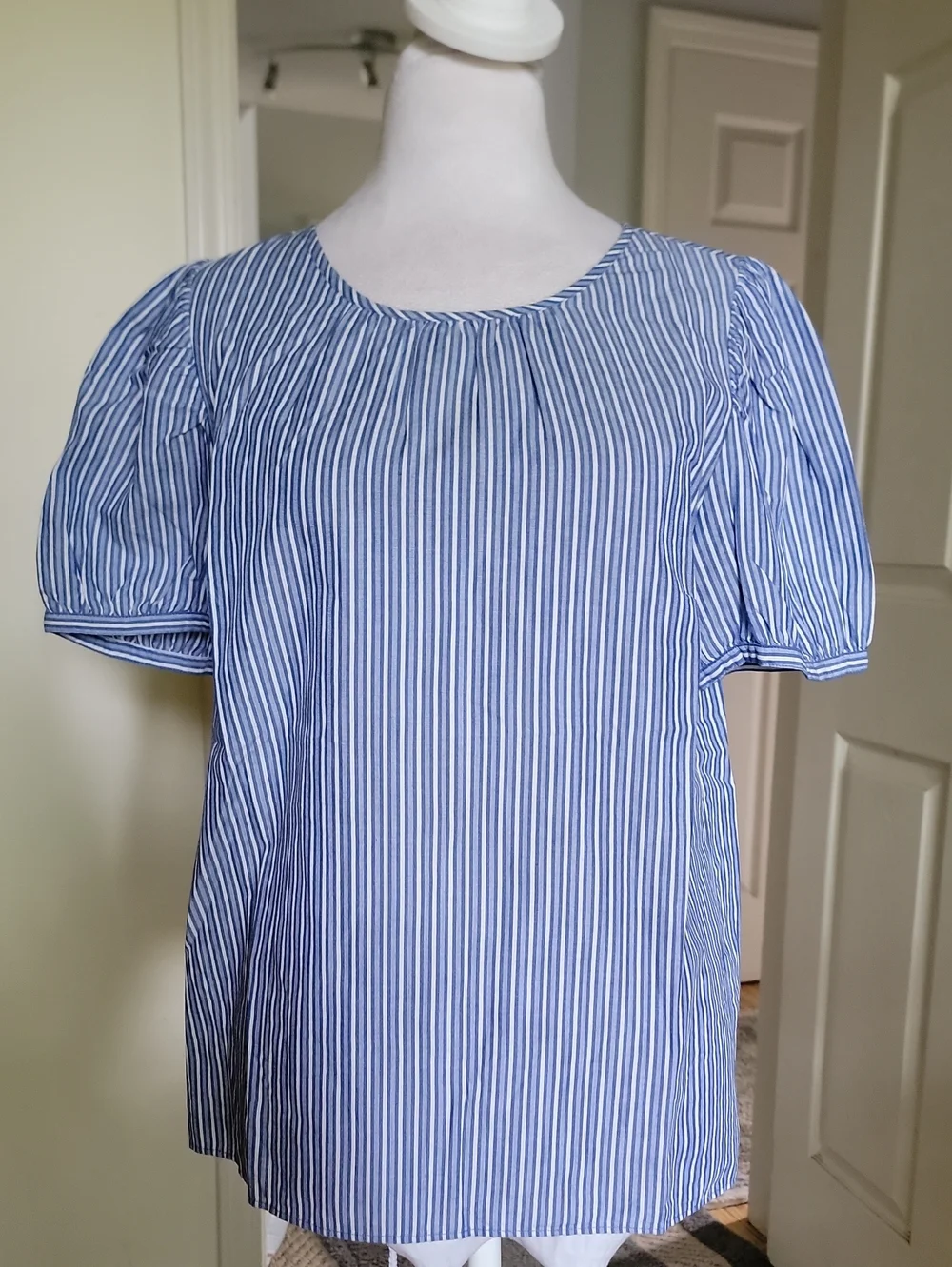J Crew Xs Blue Striped Puff-Sleeve Women’s Top